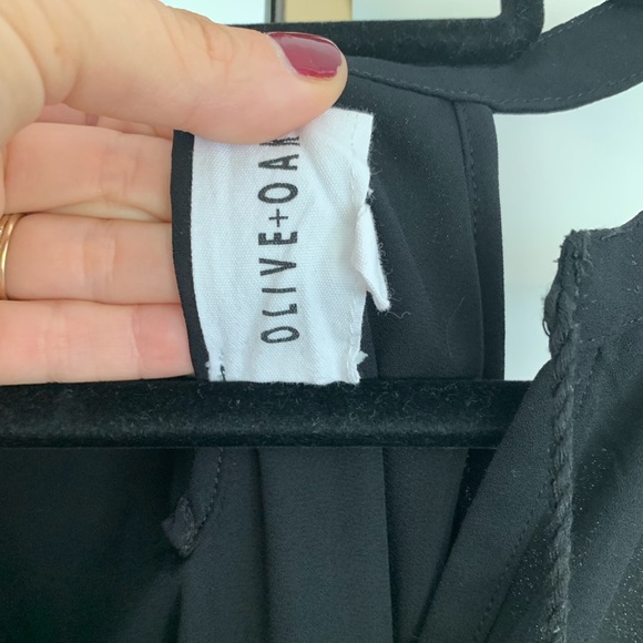 Olive and Oak black sleeveless dress. Size S - Picture 2 of 3